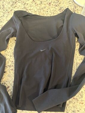 Nike Black Long Sleeve Scoop Neck Top